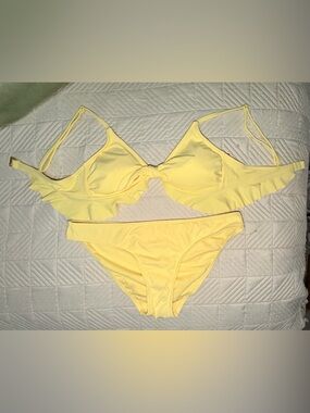 Xhilaration Pastel Yellow Bikini Set